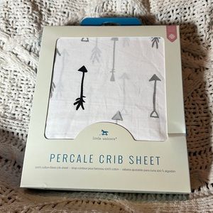 Little unicorn Percale Crib Sheet 100% cotton 52” x 28” x 9” arrows